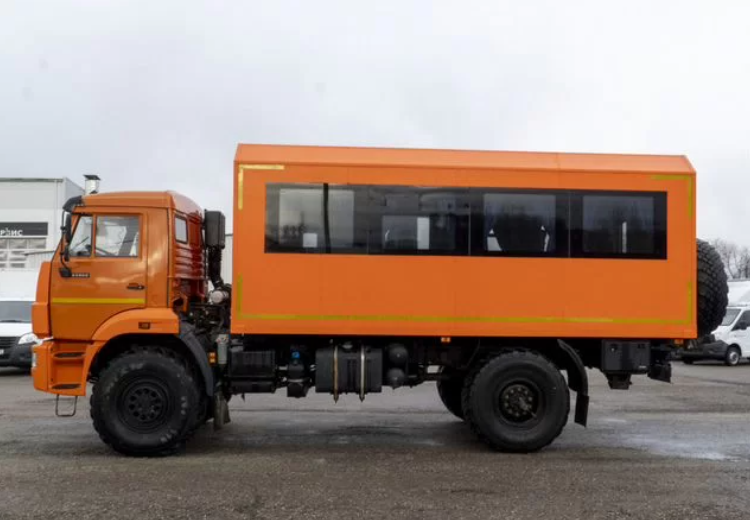 Вахтовый автобус КАМАЗ 43502